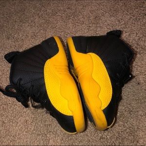 Jordan 12 Retro Black University
